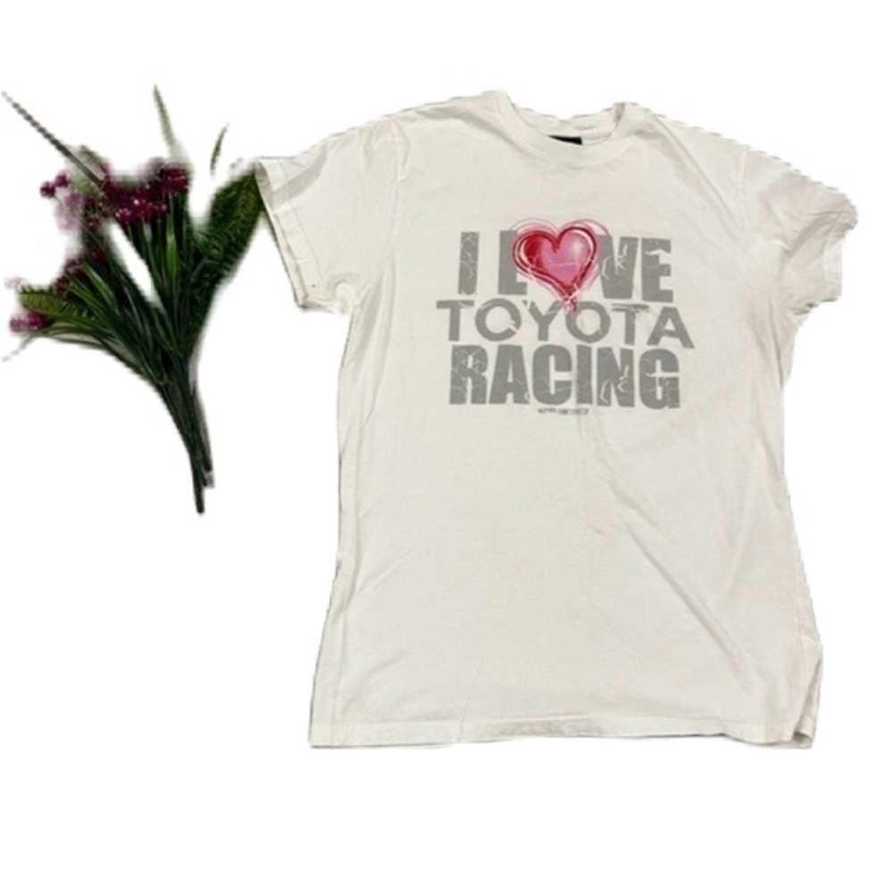 NASCAR women’s short sleeve T-shirt white pink Toyota size XL
